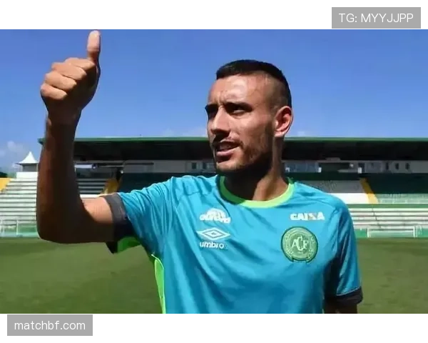 沙佩科恩斯队长鲁舍尔幸存空难,率队重返顶级联赛